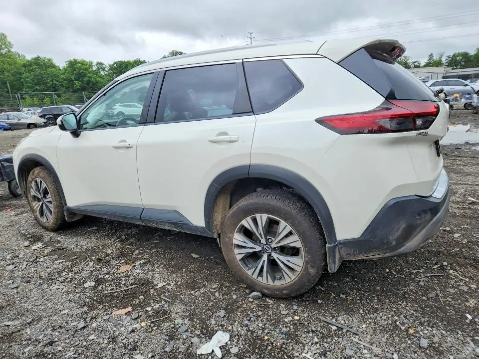 2022 NISSAN ROGUE SV  