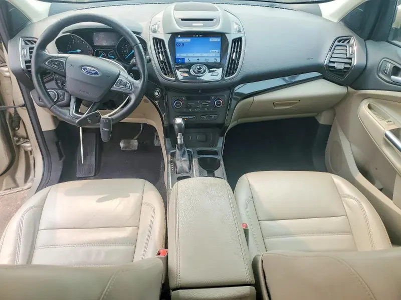 2017 FORD ESCAPE TITANIUM  