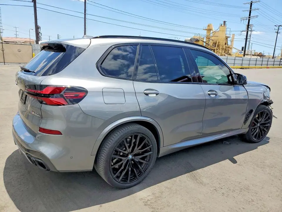 2024 BMW X5 M60I  