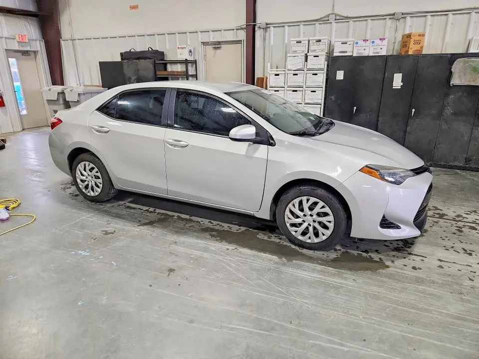 2018 TOYOTA COROLLA LE  