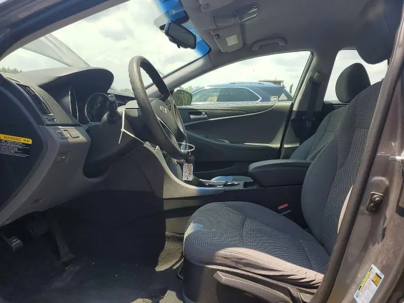 2012 HYUNDAI SONATA GLS  