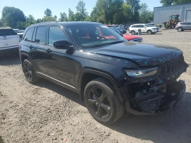 2024 JEEP GRAND CHEROKEE LAREDO  