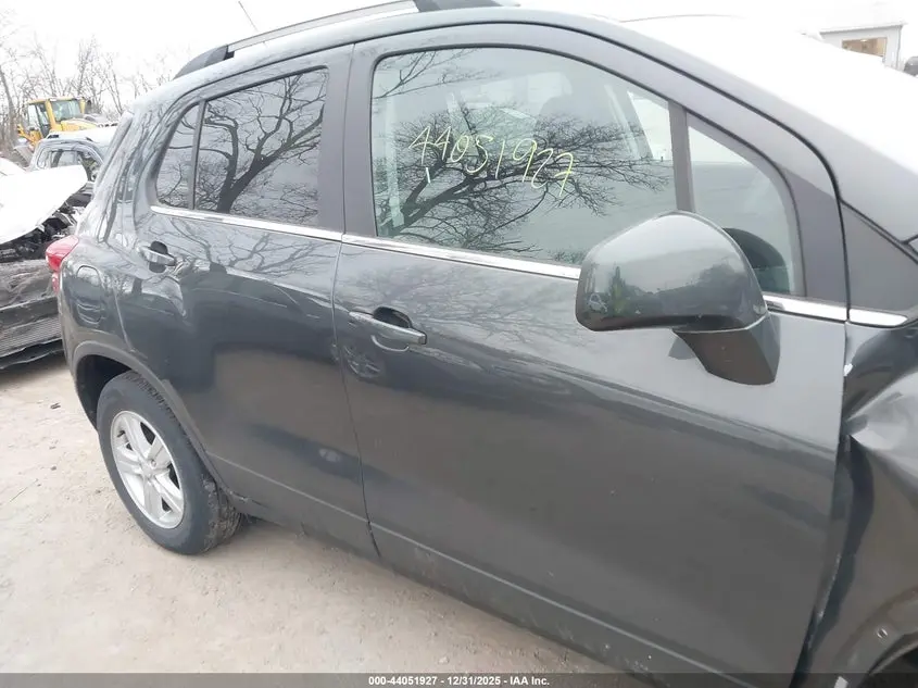 2020 CHEVROLET TRAX FWD LT