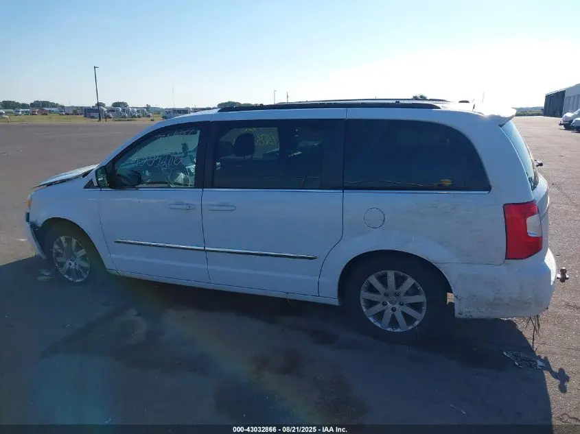 2016 CHRYSLER TOWN & COUNTRY TOURING