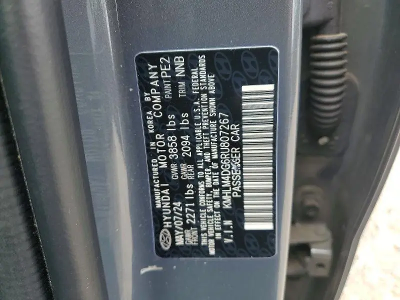 2024 HYUNDAI ELANTRA SEL  