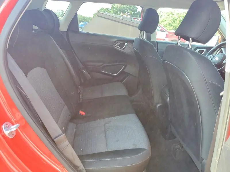 2020 KIA SOUL S  
