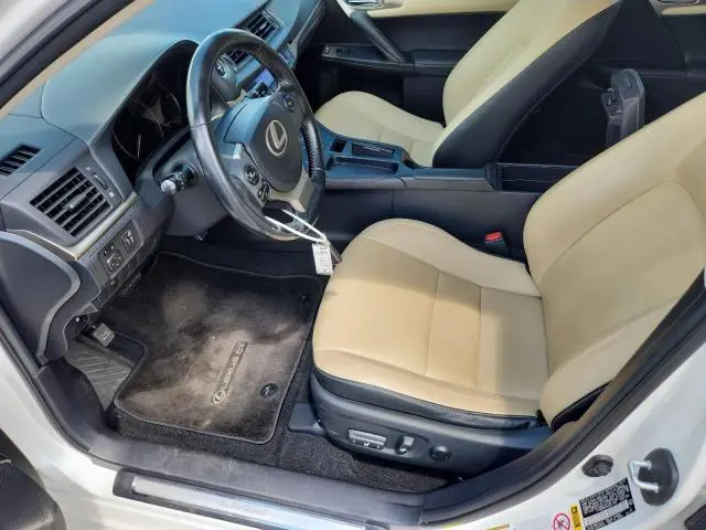 2016 LEXUS CT 200  