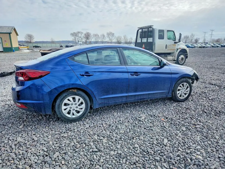 2020 HYUNDAI ELANTRA SE  