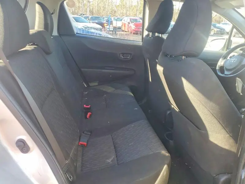 2014 TOYOTA YARIS 5-DOOR L  