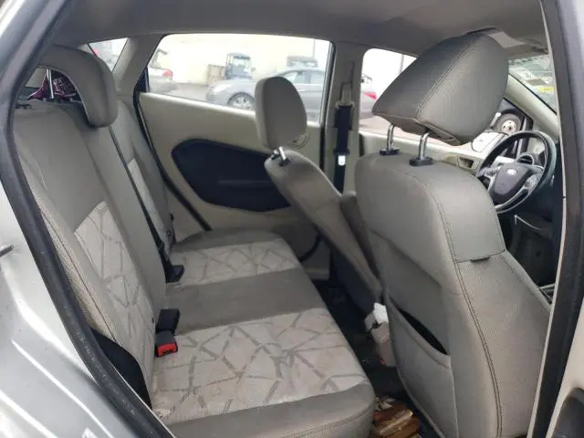 2013 FORD FIESTA SE  