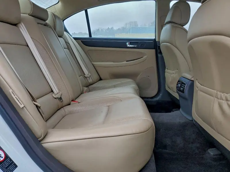 2010 HYUNDAI GENESIS 4.6L  