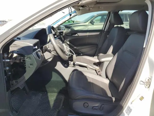 2022 VOLKSWAGEN PASSAT SE  