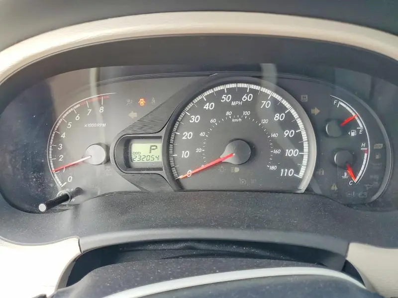 2014 TOYOTA SIENNA LE  