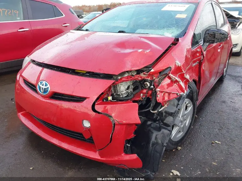 2011 TOYOTA PRIUS THREE