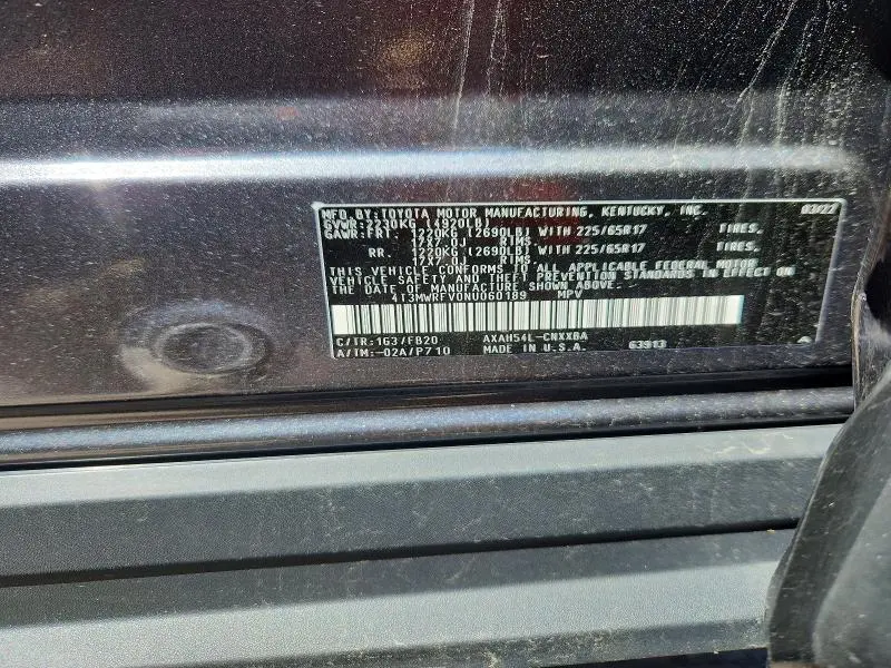 2022 TOYOTA RAV4 LE  