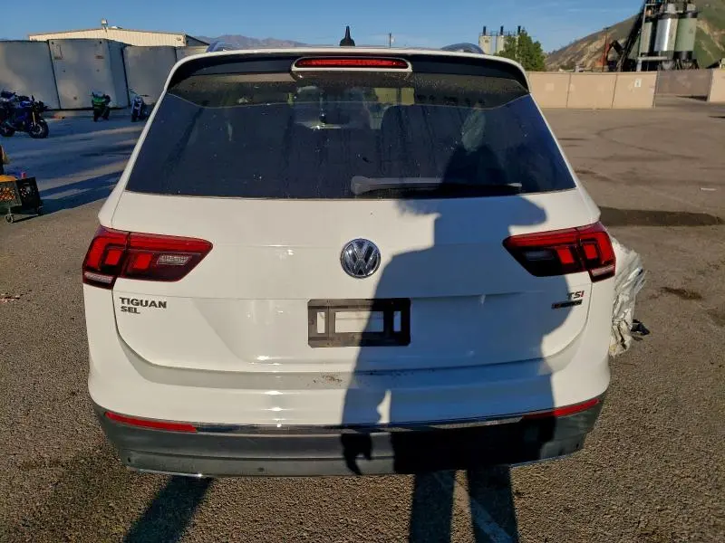 2018 VOLKSWAGEN TIGUAN SEL PREMIUM  