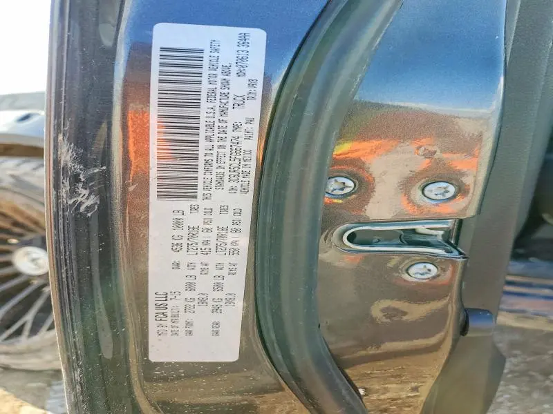 2015 RAM 2500 ST  