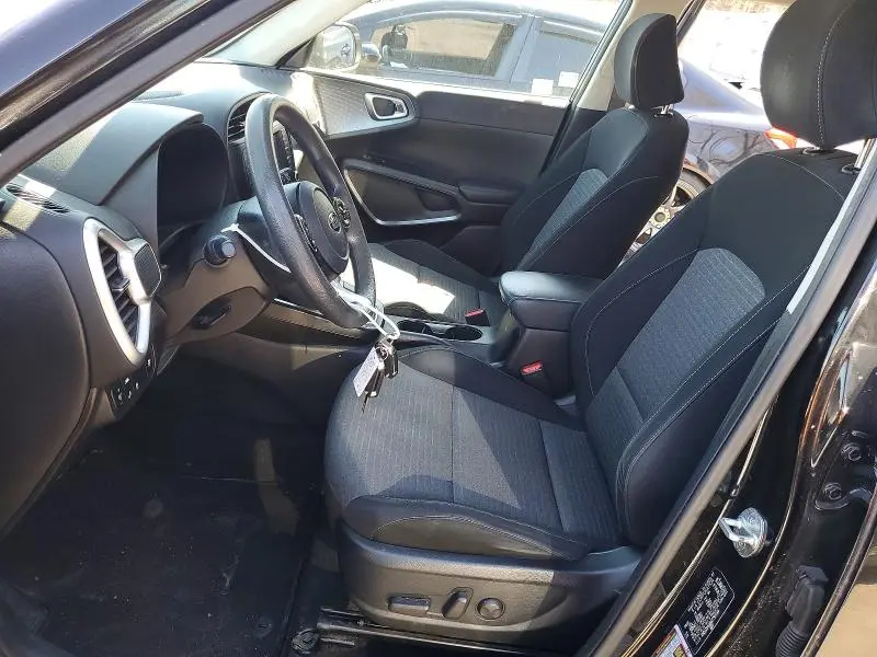 2021 KIA SOUL S  