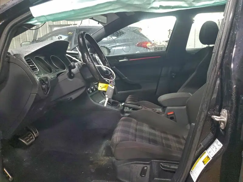 2018 VOLKSWAGEN GTI S/SE  