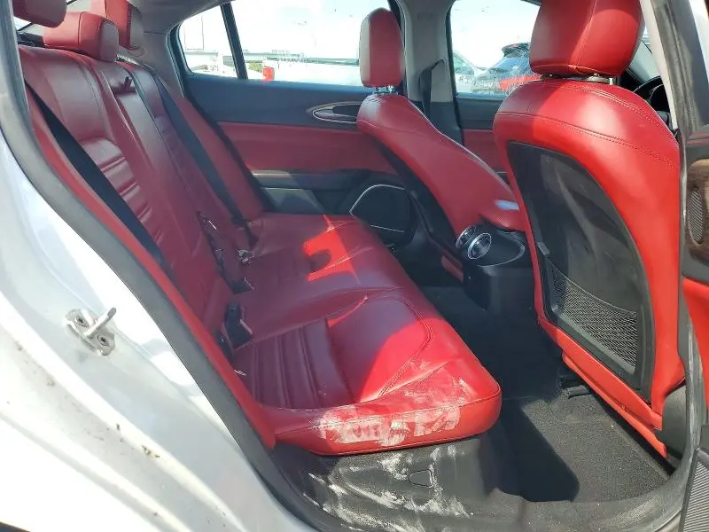 2017 ALFA ROMEO GIULIA TI Q4  