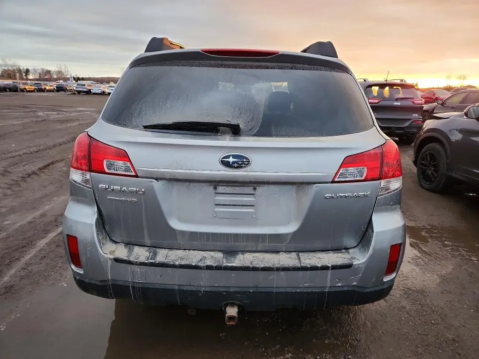 2011 SUBARU OUTBACK 2.5I PREMIUM  