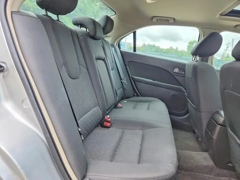 2011 FORD FUSION SE  