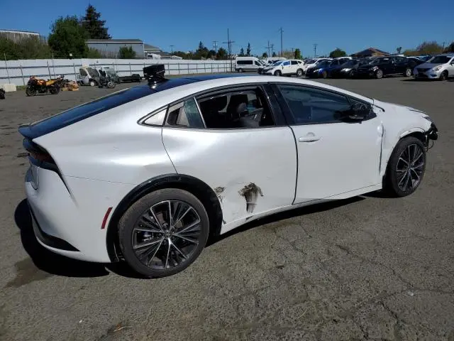 2024 TOYOTA PRIUS LE  