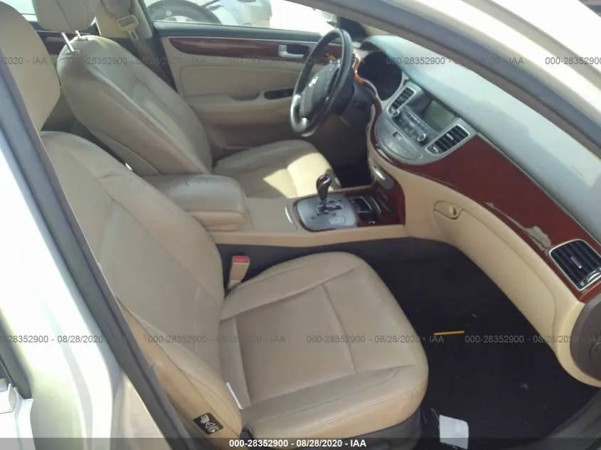 2012 HYUNDAI GENESIS 3.8