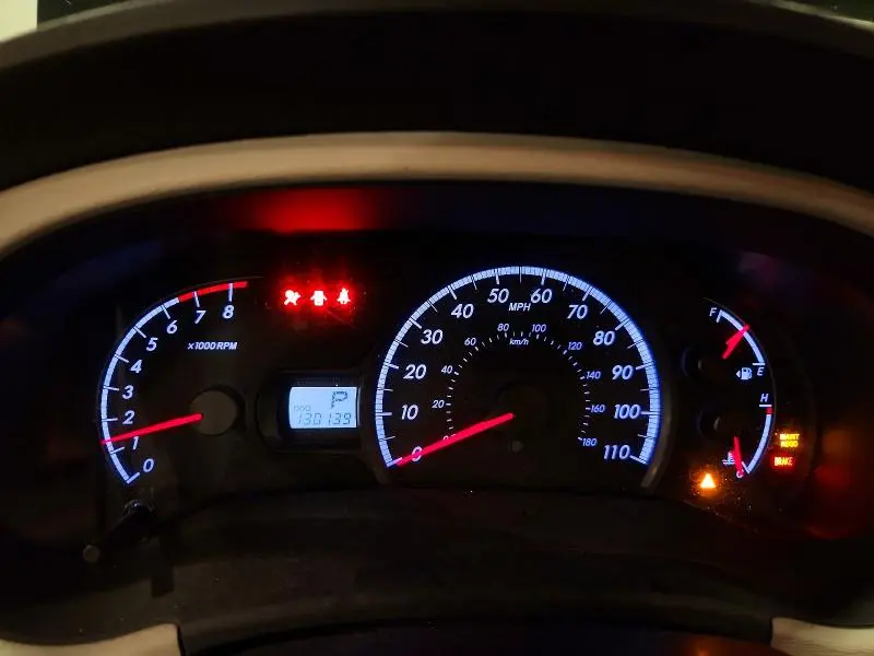 2014 TOYOTA SIENNA LE  