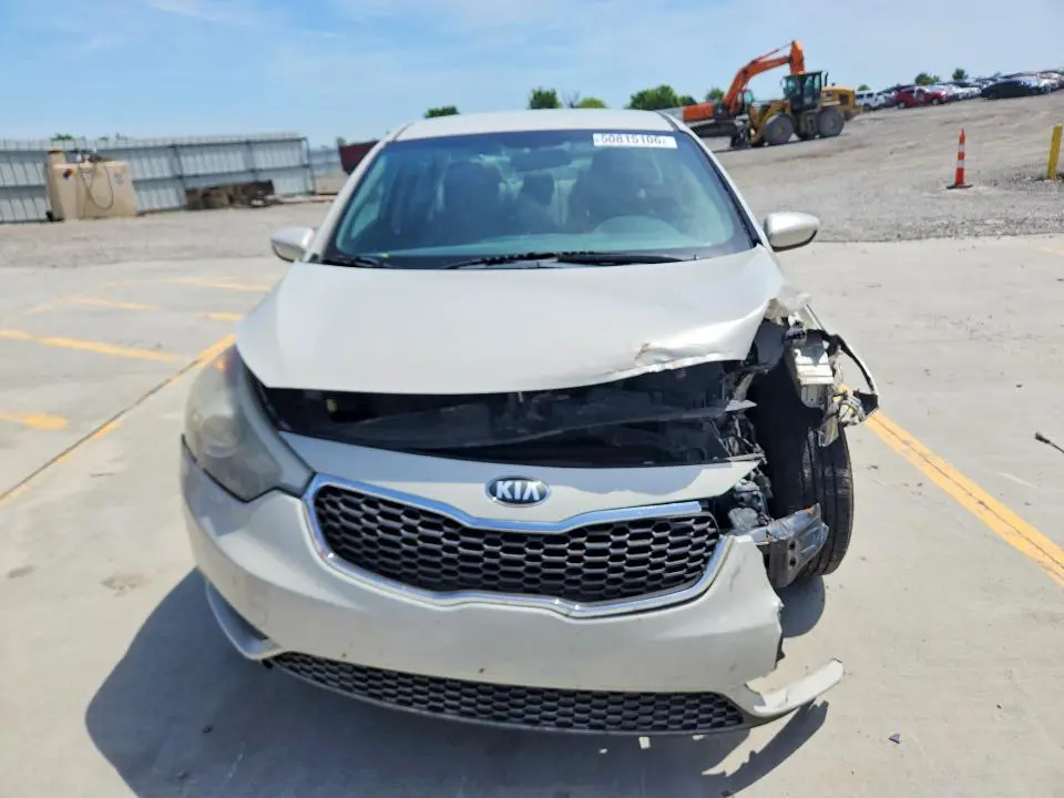 2015 KIA FORTE LX  