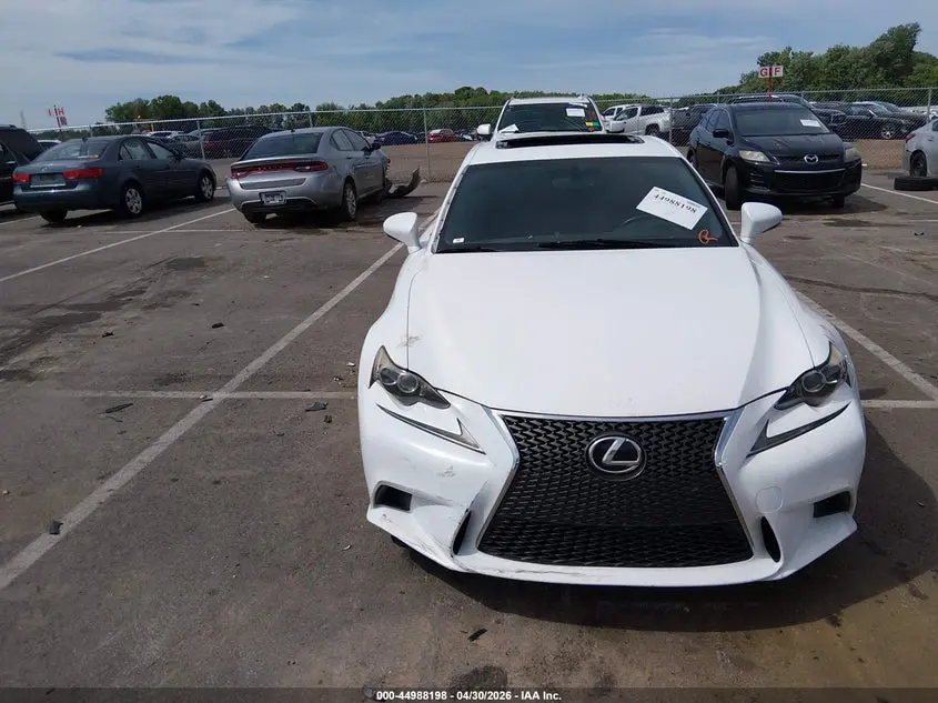 2016 LEXUS IS 200T  
