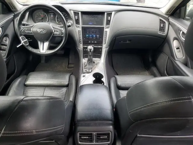 2018 INFINITI Q50 LUXE  