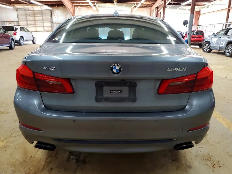 2019 BMW 540 XI  