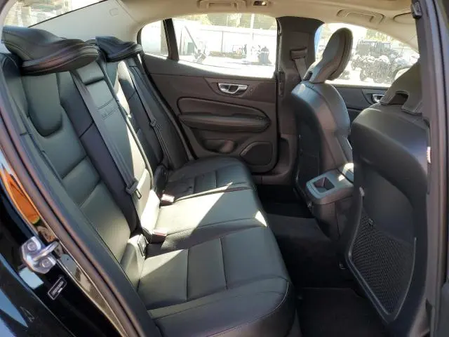 2020 VOLVO S60 T5 MOMENTUM  