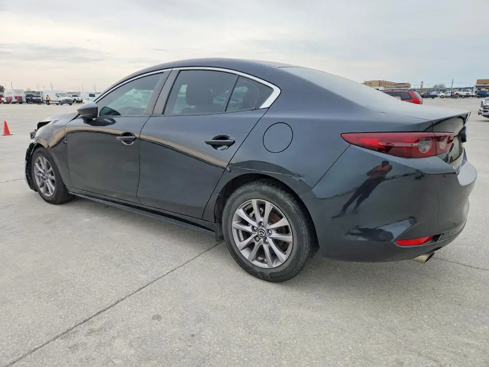 2021 MAZDA 3   