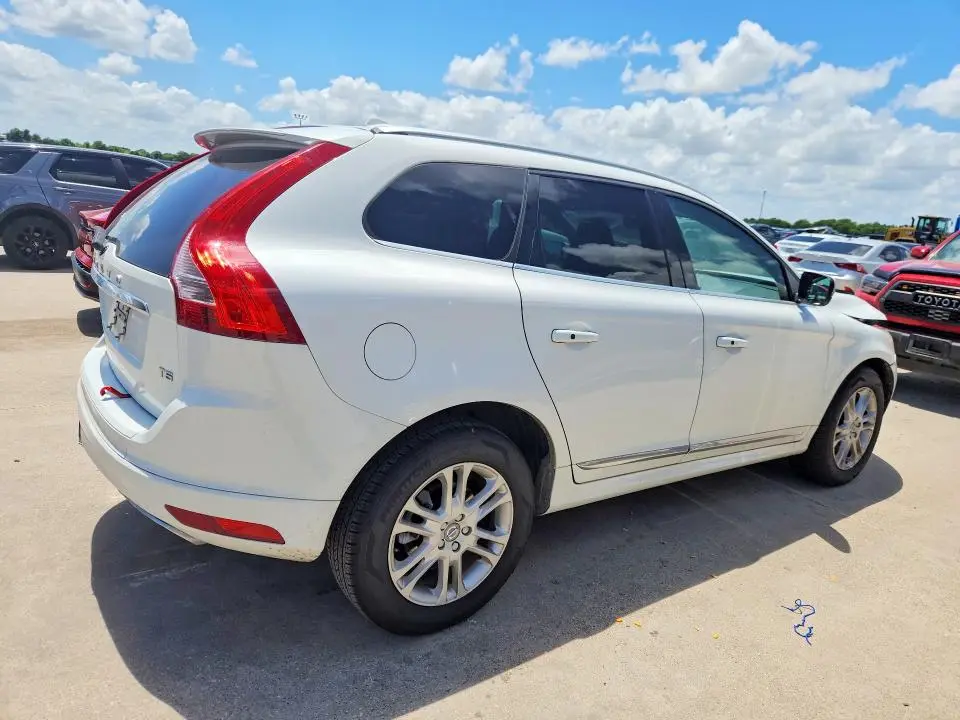 2016 VOLVO XC60 T5 PREMIER  