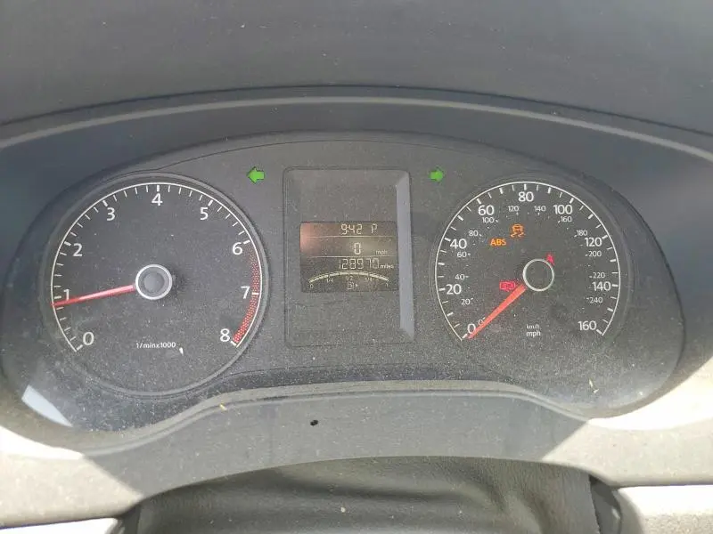 2014 VOLKSWAGEN JETTA   