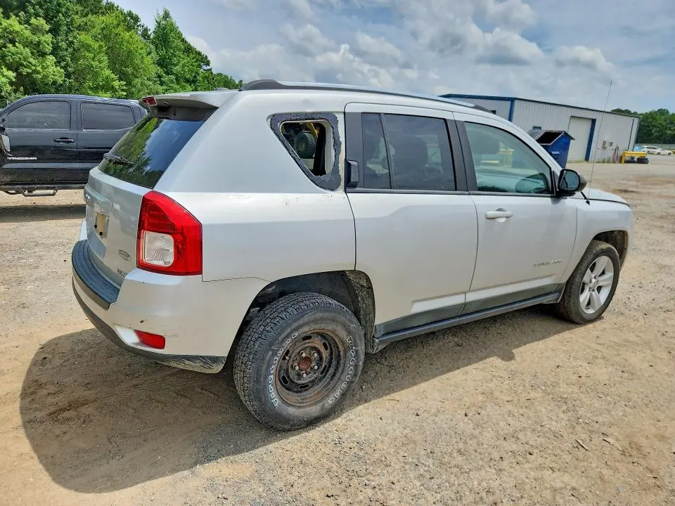 2011 JEEP COMPASS SPORT  