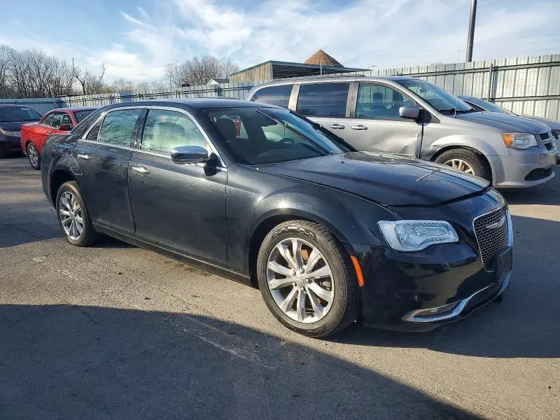 2018 CHRYSLER 300 LIMITED  