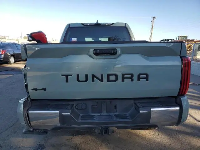 2024 TOYOTA TUNDRA CREWMAX SR  
