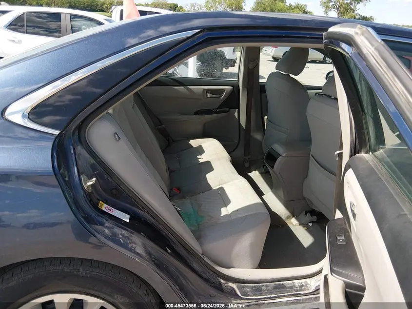2015 TOYOTA CAMRY LE