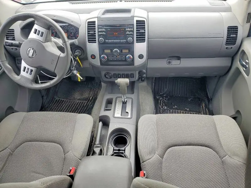 2014 NISSAN FRONTIER S  
