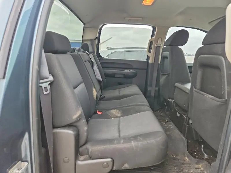 2011 CHEVROLET SILVERADO C1500 LT  