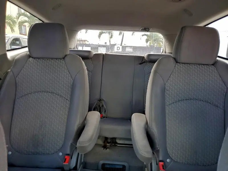 2011 CHEVROLET TRAVERSE LT  