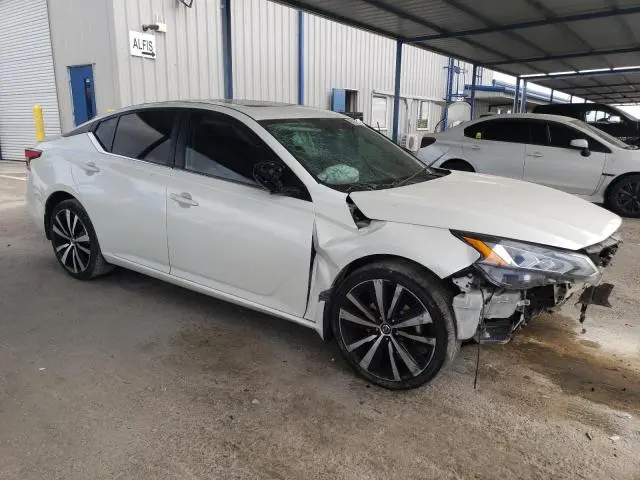 2019 NISSAN ALTIMA SR