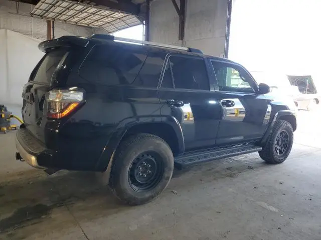 2014 TOYOTA 4RUNNER SR5  