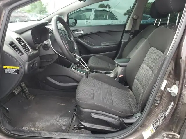 2017 KIA FORTE LX  
