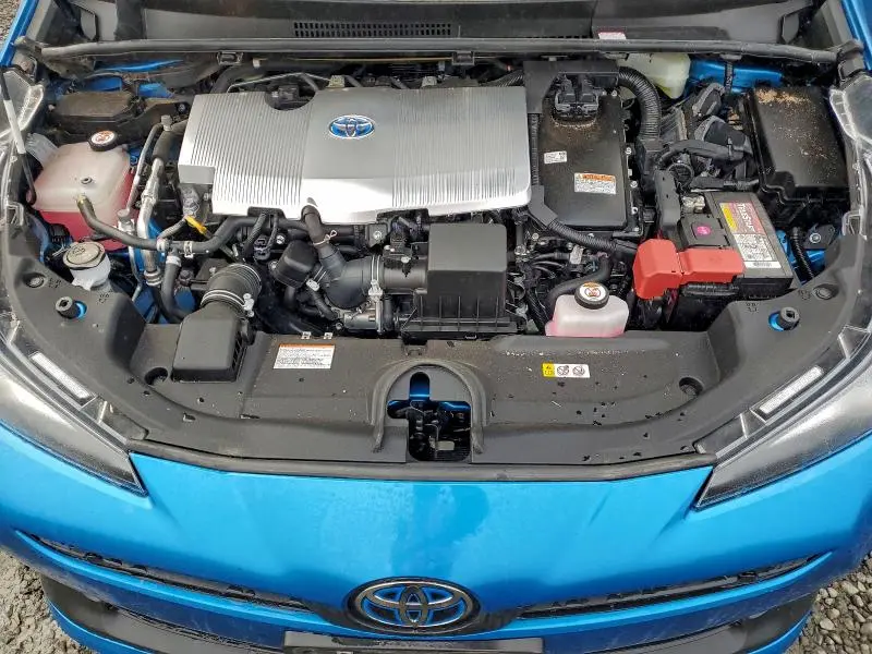 2020 TOYOTA PRIUS LE  