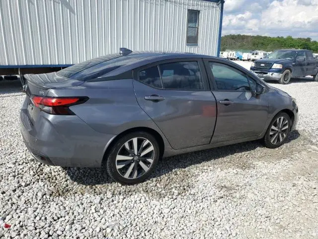 2022 NISSAN VERSA SR  