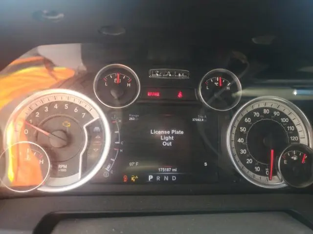 2015 RAM 1500 SLT